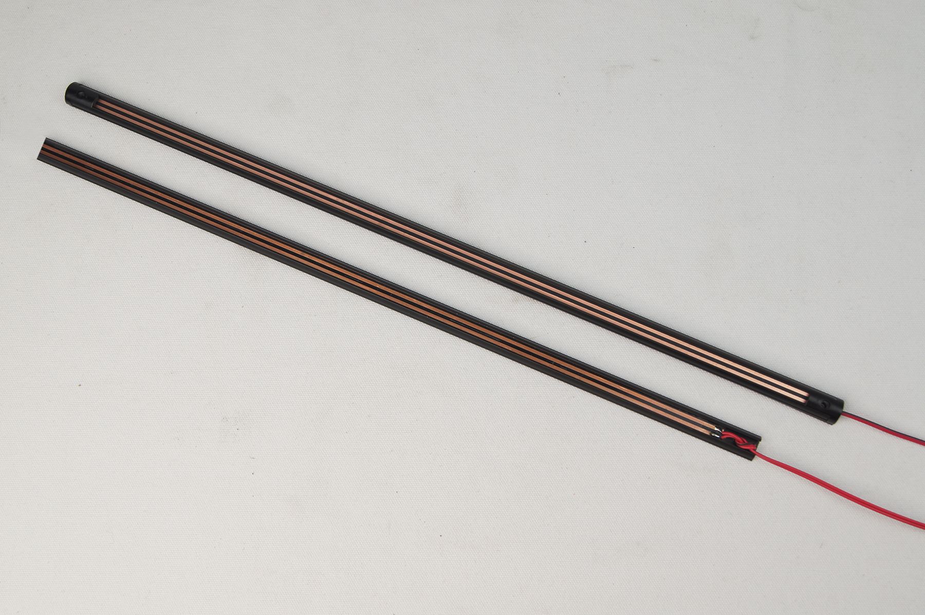 Flat Magnetic Rail — 2000 mm, for Magnetic Mini Spots